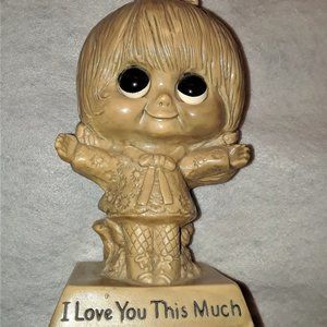 Vintage W & R Berries Cos. "I Love You This Much" Figurine - Dated 1970
